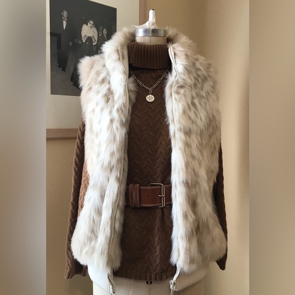 Coldwater Creek Jackets & Blazers - Faux Fur Vest by Coldwater Creek Size L